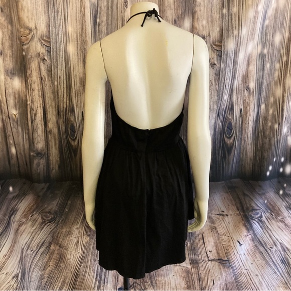 Sale 5 For $25 Lulu’s Open Back Mini Dress - Picture 5 of 10